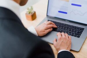 expert-comptable kinésithérapeute Wavre